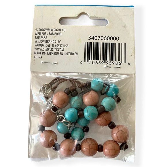 ✨3/$10✨ BOYE STITCH COUNT BRACELET | Knitting - Picture 5 of 5